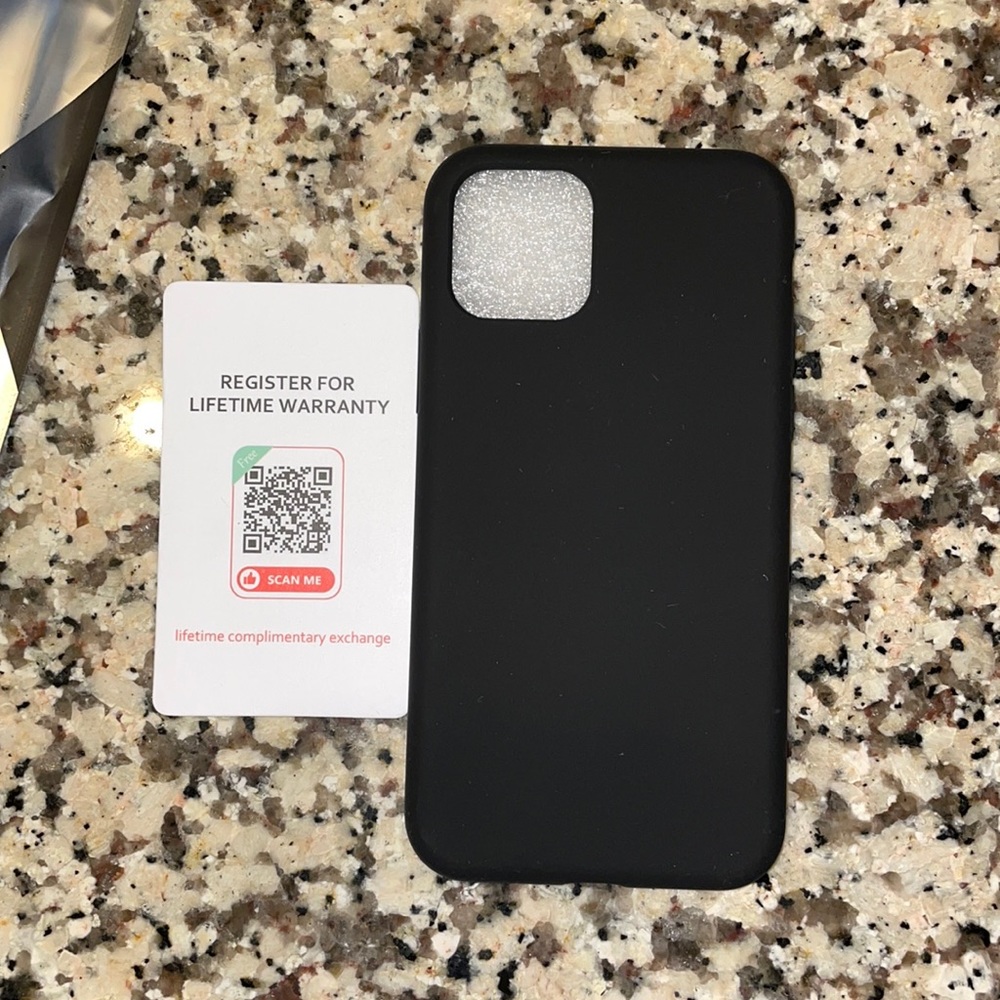 Black phone case for iPhone 11 Pro